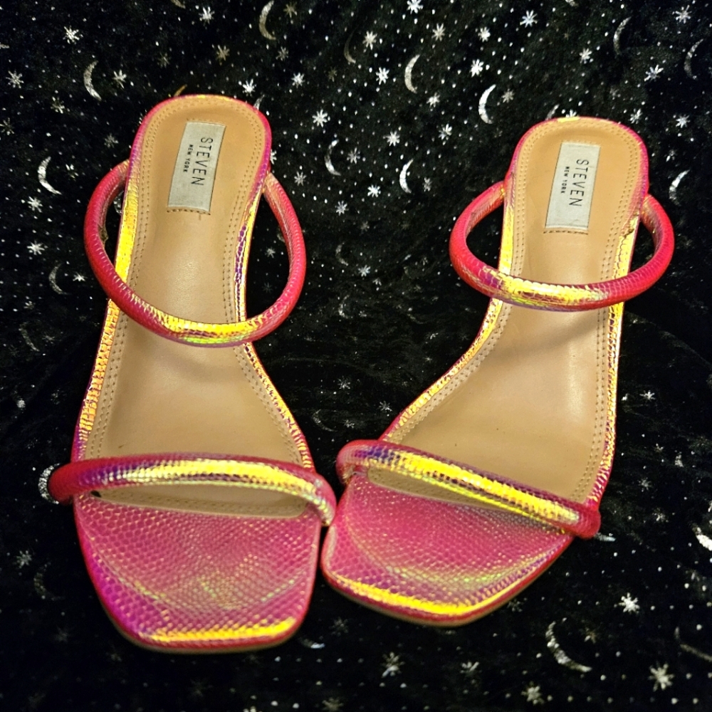 2/$20 Size 8 Iridescent pink Steven New York high heels